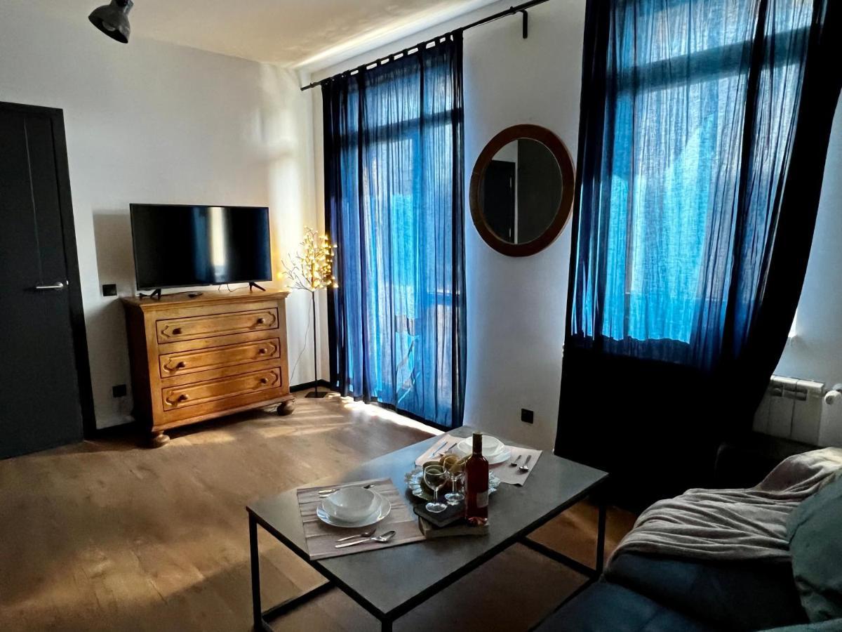 Apartament Art Near Paradise Mall & Metro Station Sofia