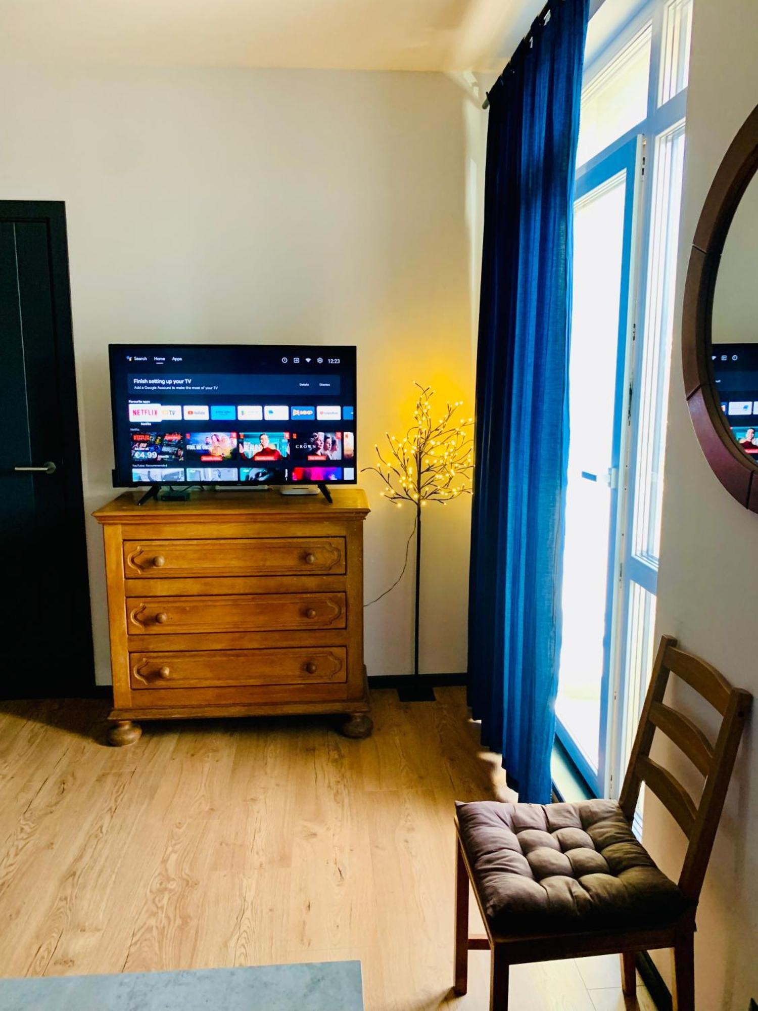 Apartament Art Near Paradise Mall & Metro Station Sofia